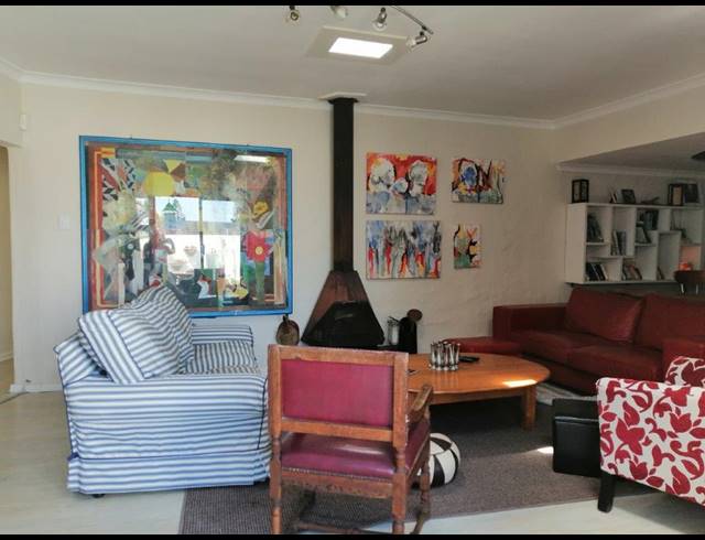 3 BEDROOM HOUSE RENTED IN SUMMERSTRAND